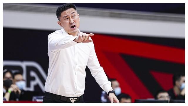 陶玉玲曾说:“我不怕老,只要心中有阳光,哪里都是春天。