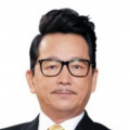 这种电影与游戏IP的深度结合，成功将“二次元迷”和游戏玩家从“宅家”拉到“宅影院”，为电影市场拓展了新的观众群体。